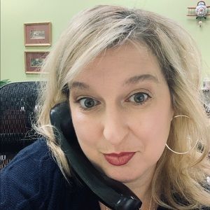 Meet your Posher, Caroline